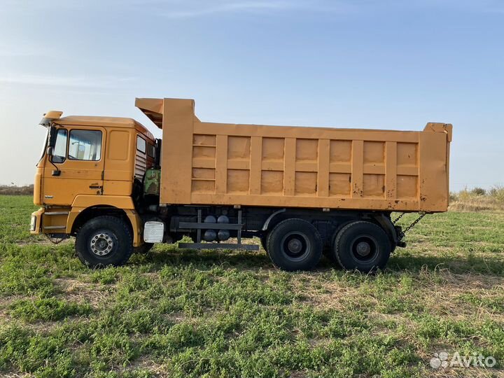 Shacman (Shaanxi) F3000, 2013