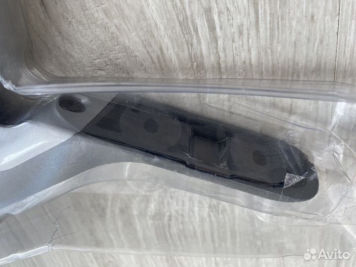 Держатель для телевизора