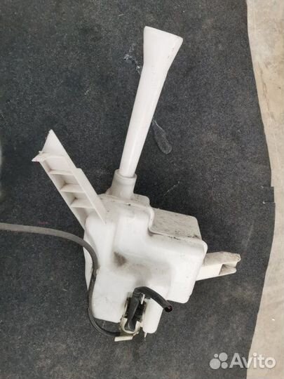 Бачок омывателя Nissan Teana J31