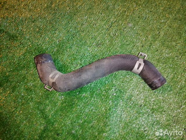 Патрубок охлаждения (радиатора) 16572-21020 нижний