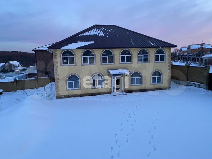 Дом 300 м² на участке 60 сот.