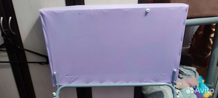 Пеленальный стол