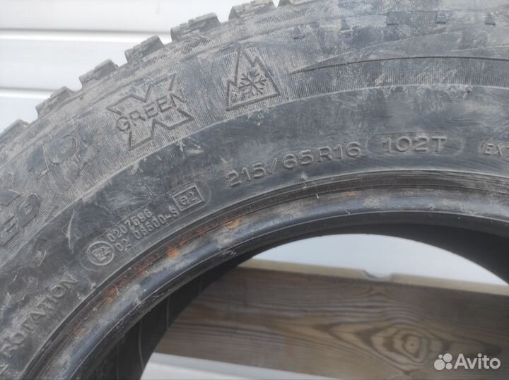 Michelin X-Ice 215/65 R16