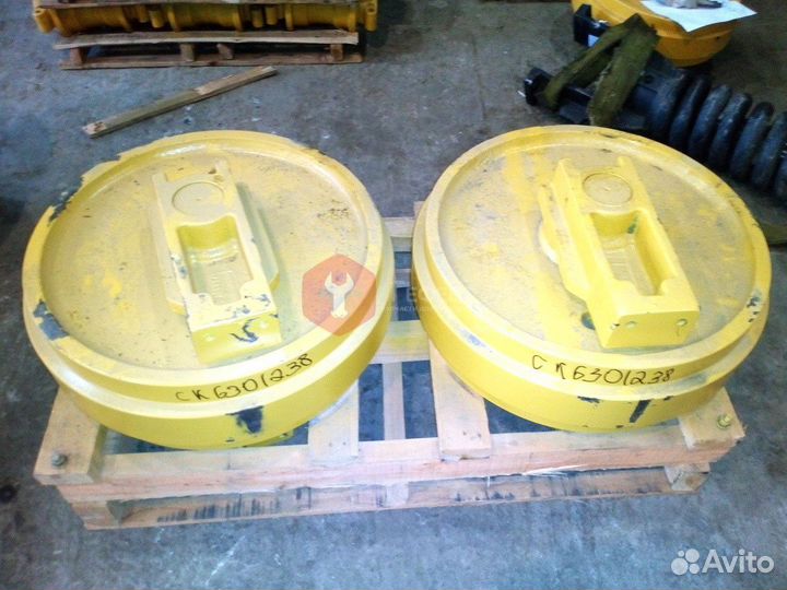 Ленивец Komatsu PC450-8 208-30-00202