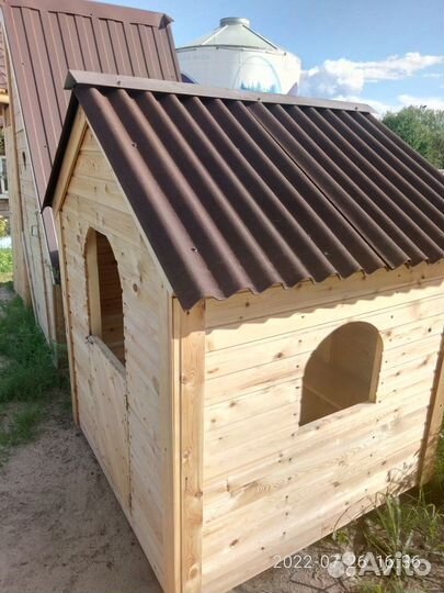 Детский игровой домик из дерева