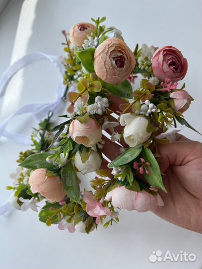 Венок на голову из цветов