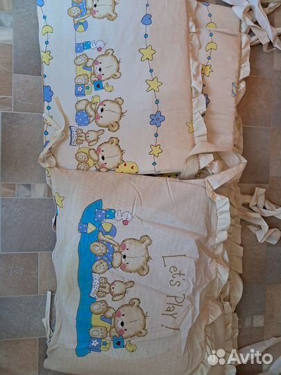 Бортики в кроватку новые