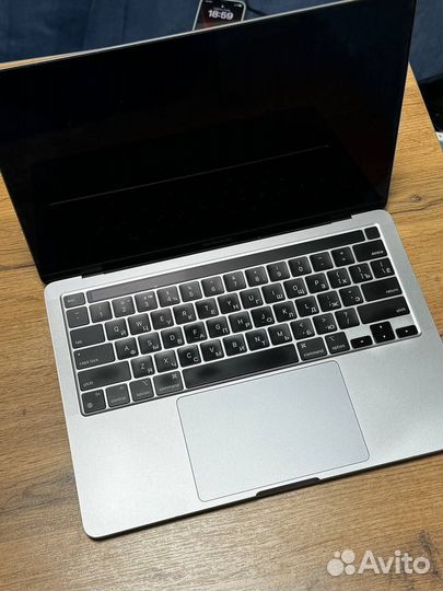 Macbook pro 13 2020 m1