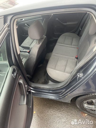 Volkswagen Golf 1.6 МТ, 2007, 256 618 км