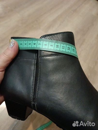 Полусапоги женские 39 р Ara натур кожа