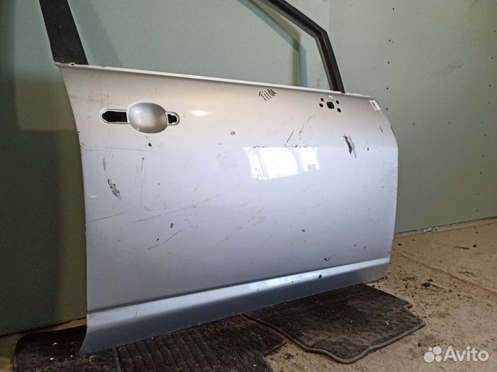 Дверь правая Nissan tiida c11