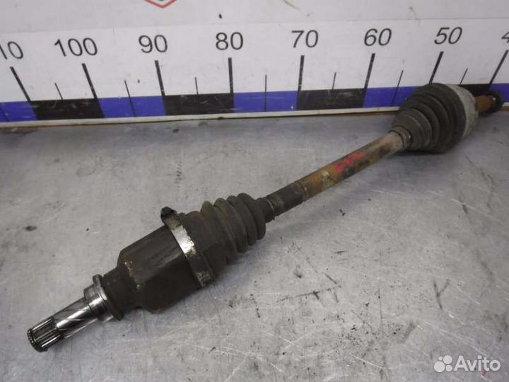 Привод левый Renault Megane K4M 2005