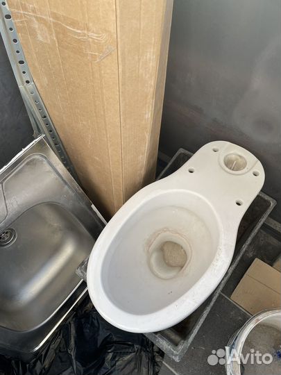 Унитаз строительный и раковина б/у