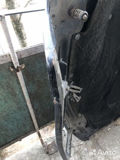 Капот audi 100 с4