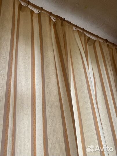 Шторы бежевые полосатые 2,5 на 1,5