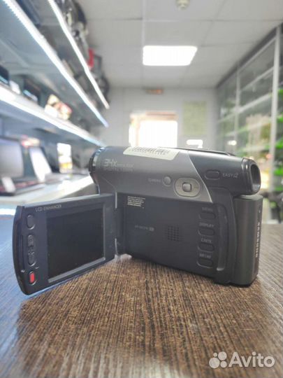 Видеокамера samsung vp-dc171 (6566)
