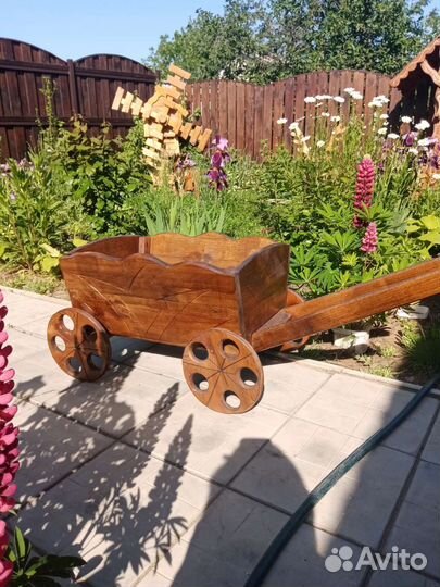 Цветочницы из дерева