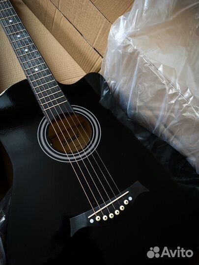 Гитара акустическая Черная (Новая)
