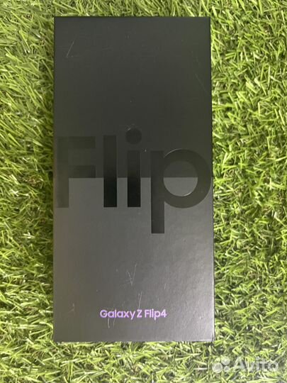 Samsung Galaxy Z Flip4, 8/256 ГБ