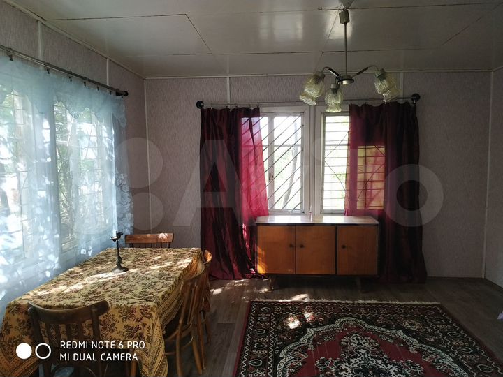 Дом 16 м² на участке 8 сот.