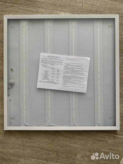 Светильник светодиодный потолочный встраиваемый