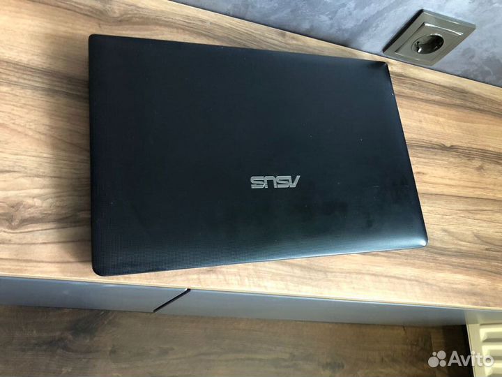 Ноутбук Asus X501U AMD-E2/4GB/7340M/SSD 120 бу