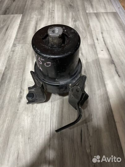 Подушка двс Toyota Camry 50 2AR