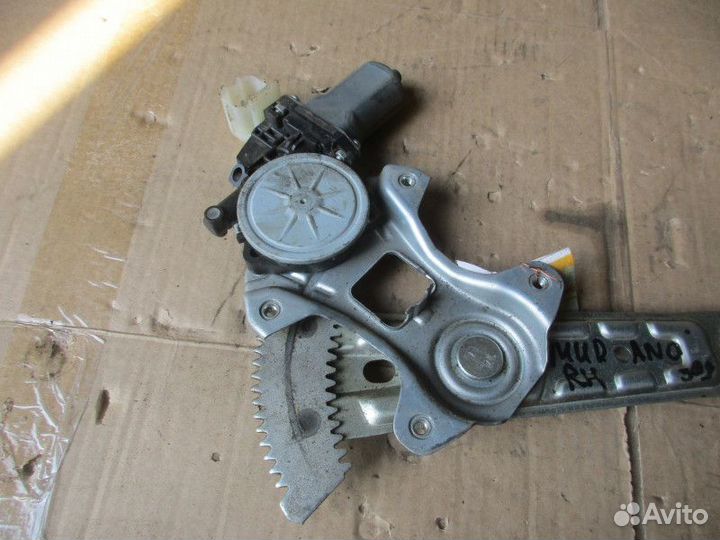 Стеклоподъемник электр. задний правый Nissan Muran