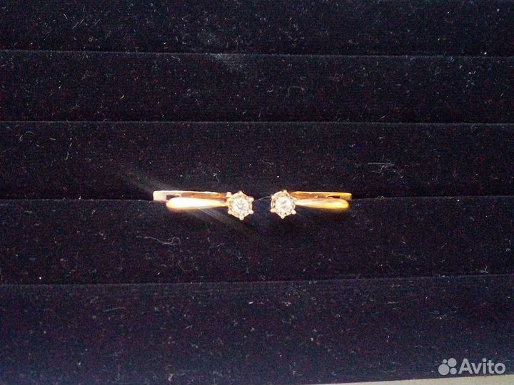 Золотые серьги с бриллиантами