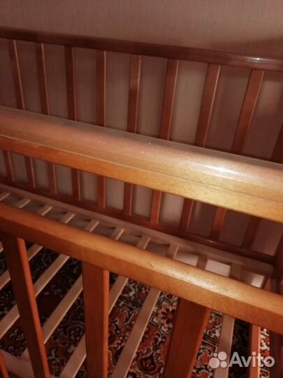 Детская кроватка