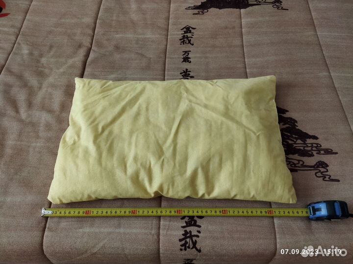 Детское одеяло и подушка в кроватку