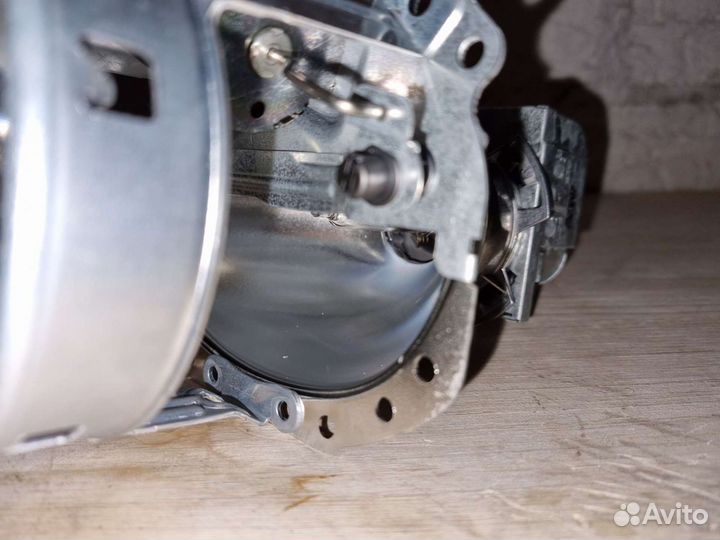 Линзы hella bmw x5 e53