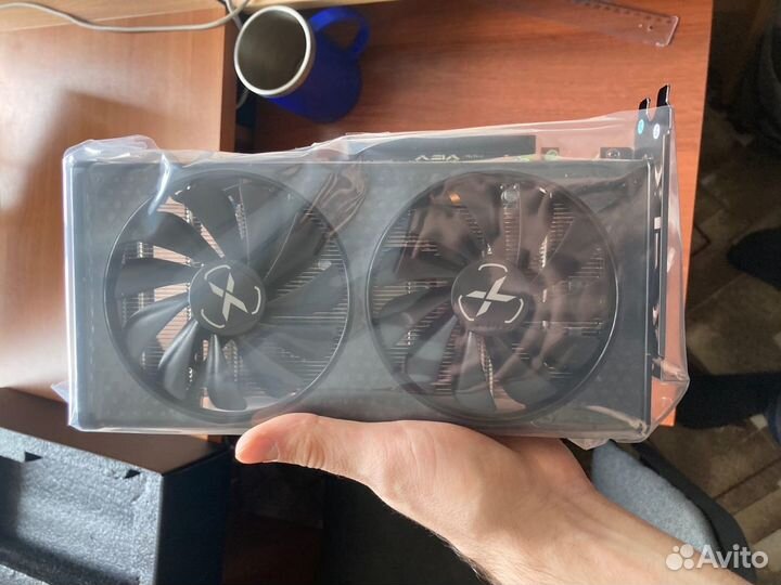 Видеокарта AMD radeon RX6600 (Новая)