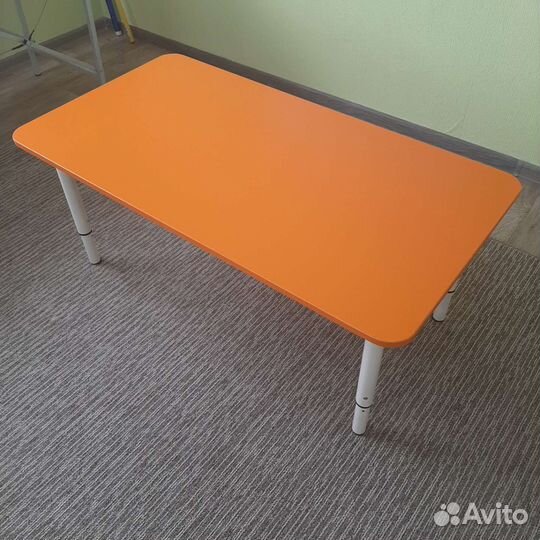 Детский стол