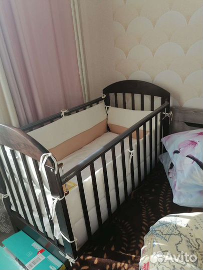 Детская кроватка