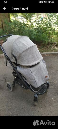 Прогулочная коляска