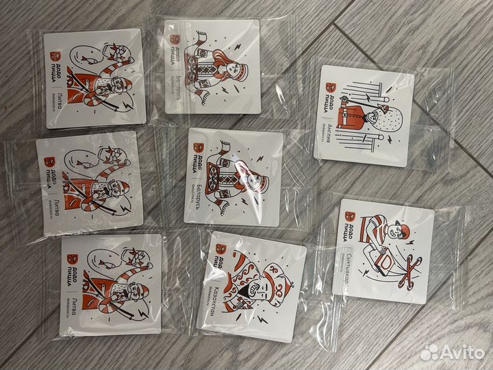 Магниты пиццерии Додо