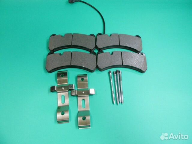 Передние тормозные колодки на Maserati