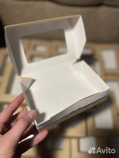 Самосборные коробки для десертов, подарков