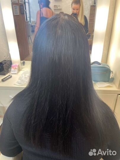 Модель на наращивание волос