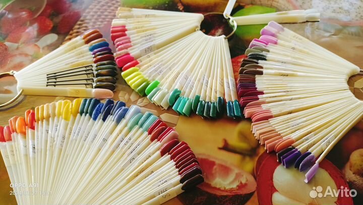 Для маникюра и педикюра гель лаки