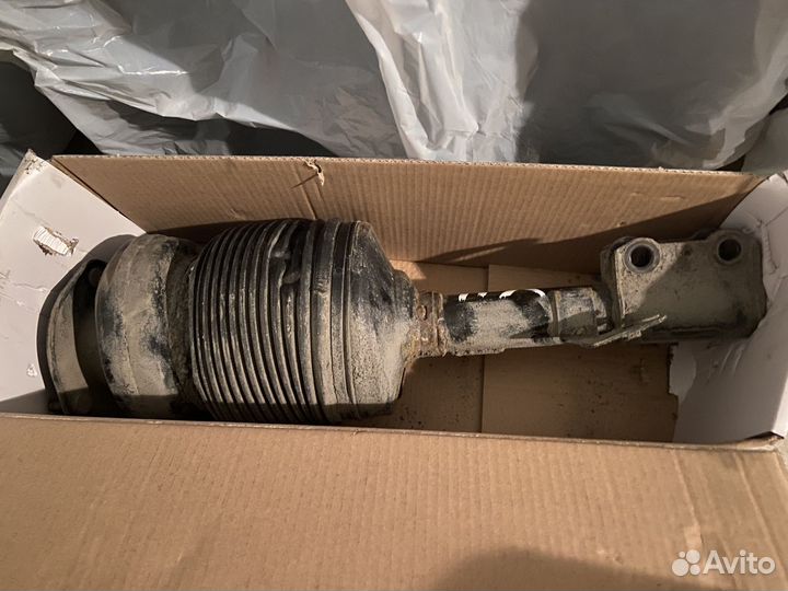 Пневно- стойки от lexus RX 300