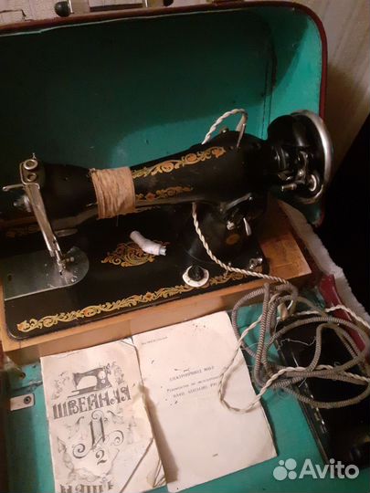 Швейная машина
