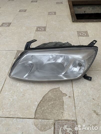 Фара на гранту передняя правая