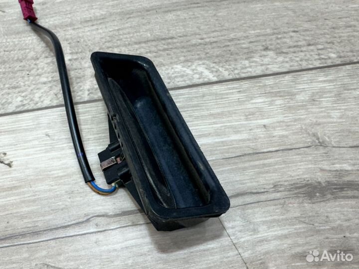 Кнопка открытия багажника Bmw e39