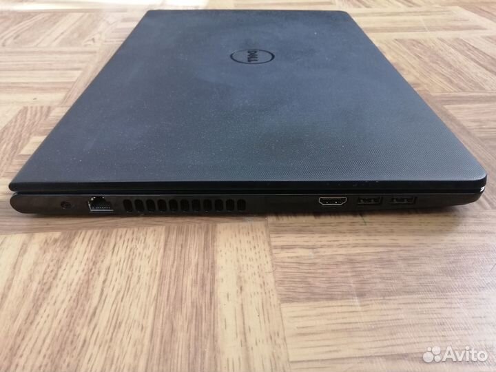 Ноутбук dell Inspiron 15 с WIN 10 (лицензия)