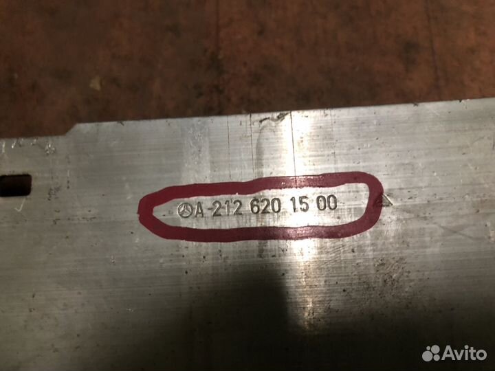 Усилитель бампера w 212