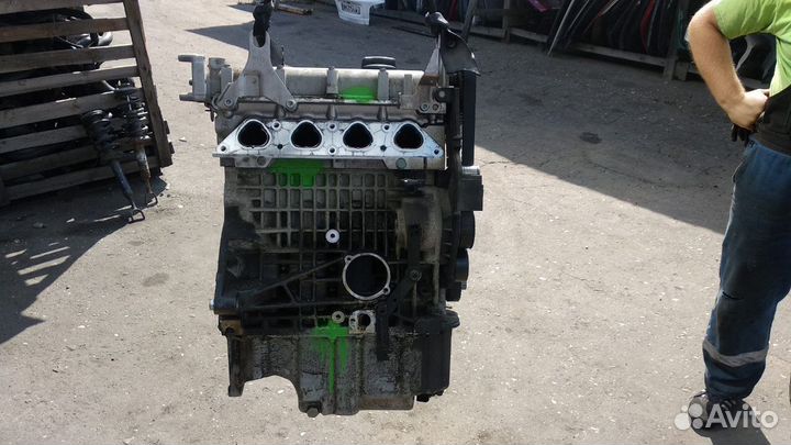Двигатель Volkswagen Golf 4 1.4 AXP