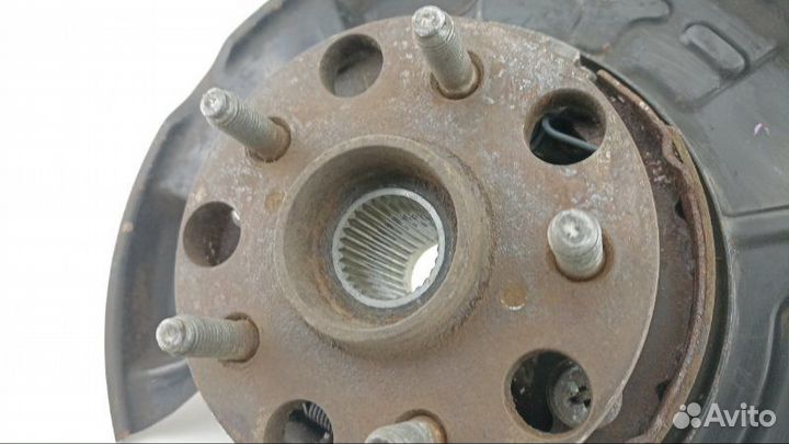 Ступица задняя левая Toyota Crown Majesta UZS186