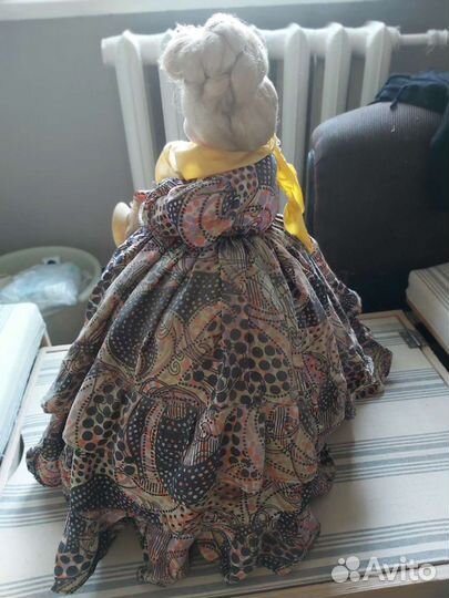 Самовар советский с куклой